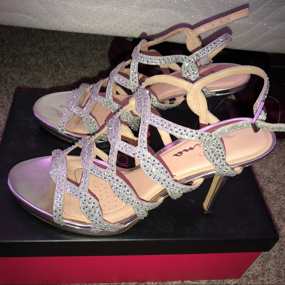 David’s Bridal heels👡! - Picture 1 of 5